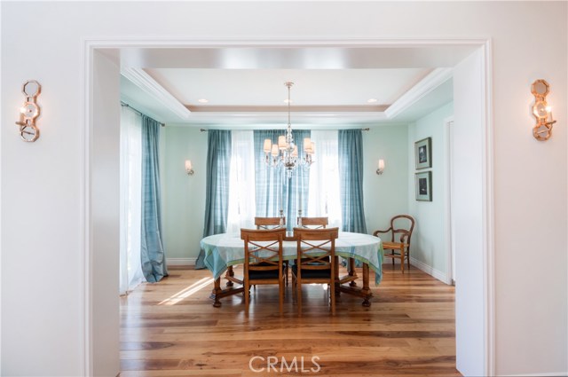 872 27th Street, Manhattan Beach, California 90266, 4 Bedrooms Bedrooms, ,3 BathroomsBathrooms,Residential,Sold,27th,SB20136143