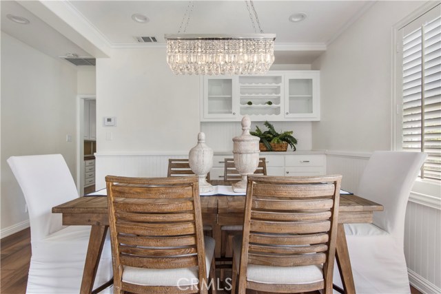 329 4th Street, Manhattan Beach, California 90266, 3 Bedrooms Bedrooms, ,2 BathroomsBathrooms,Residential,Sold,4th,SB20090773