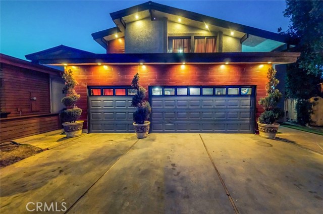 5 Bed Home for Sale in Hawthorne, California