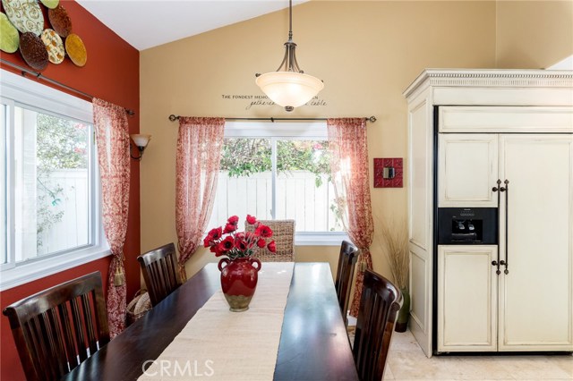 Formal Dining Area (Dining Table, Chairs and Table Extensions Available for Purchase) Formal Dining Area (Dining Table, Chairs and Table Extensions Available for Purchase)