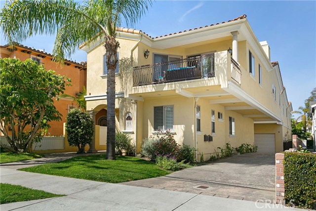 105 Lucia Avenue, Redondo Beach, California 90277, 3 Bedrooms Bedrooms, ,2 BathroomsBathrooms,Residential,Sold,Lucia,SB19076880