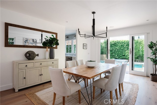 933 9th Street, Manhattan Beach, California 90266, 4 Bedrooms Bedrooms, ,2 BathroomsBathrooms,Residential,Sold,9th,SB21112500