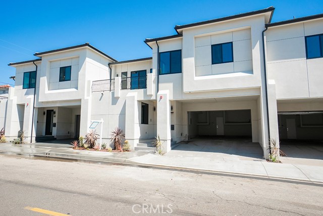 2202 Felton Lane, Redondo Beach, California 90278, 4 Bedrooms Bedrooms, ,3 BathroomsBathrooms,Residential,Sold,Felton,SB18220467