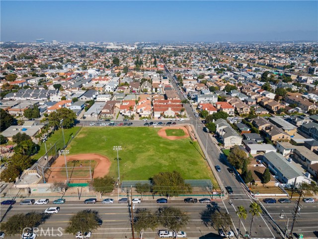 2403 Rockefeller Lane, Redondo Beach, California 90278, 3 Bedrooms Bedrooms, ,2 BathroomsBathrooms,Residential,Sold,Rockefeller,SB20237105