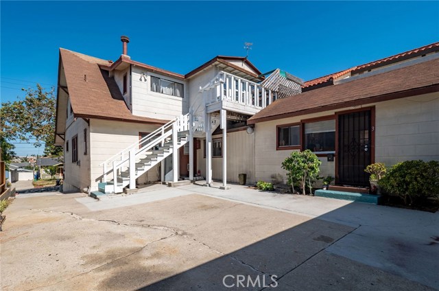 117 Helberta Avenue, Redondo Beach, California 90277, ,Residential Income,Sold,Helberta,SB20097528