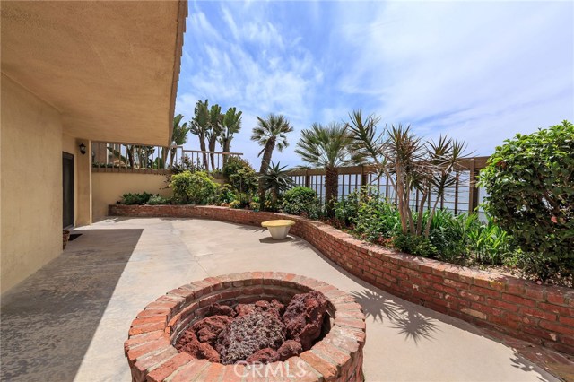 703 Esplanade, Redondo Beach, California 90277, 3 Bedrooms Bedrooms, ,3 BathroomsBathrooms,Residential,Sold,Esplanade,SB19177678