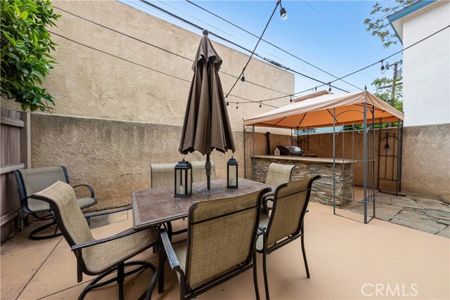 2603 Gates Avenue, Redondo Beach, California 90278, 3 Bedrooms Bedrooms, ,2 BathroomsBathrooms,Residential,Sold,Gates,SB21077665