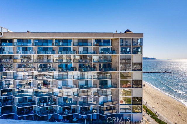 531 Esplanade, Redondo Beach, California 90277, 2 Bedrooms Bedrooms, ,2 BathroomsBathrooms,Residential,Sold,Esplanade,SB21042991