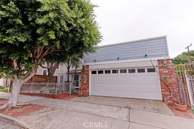 504 1st Street, Manhattan Beach, California 90266, 4 Bedrooms Bedrooms, ,3 BathroomsBathrooms,Residential,Sold,1st,SB17212865