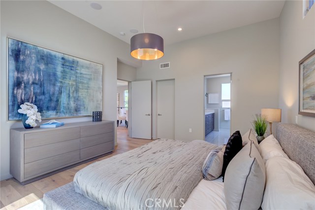 102 Prospect Avenue, Redondo Beach, California 90277, 3 Bedrooms Bedrooms, ,1 BathroomBathrooms,Residential,Sold,Prospect,SB19223229