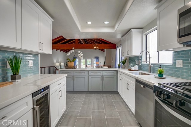 1602 Goodman Avenue, Redondo Beach, California 90278, 3 Bedrooms Bedrooms, ,2 BathroomsBathrooms,Residential,Sold,Goodman,SB20196932