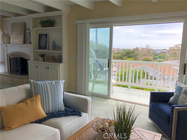 640 21st Street, Hermosa Beach, California 90254, 3 Bedrooms Bedrooms, ,2 BathroomsBathrooms,Residential,Sold,21st,SB19107267