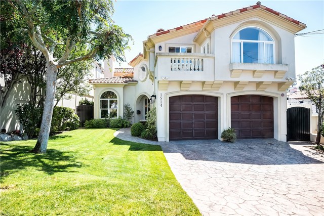 1514 Voorhees Avenue, Manhattan Beach, California 90266, 5 Bedrooms Bedrooms, ,4 BathroomsBathrooms,Residential,Sold,Voorhees,SB20121357