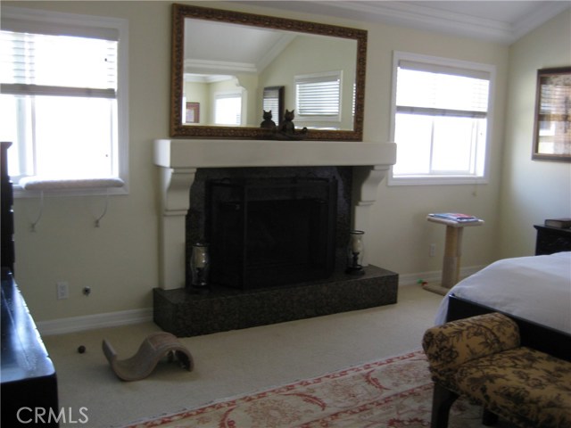 2207 Voorhees Avenue, Redondo Beach, California 90278, 4 Bedrooms Bedrooms, ,2 BathroomsBathrooms,Residential,Sold,Voorhees,SB17062851