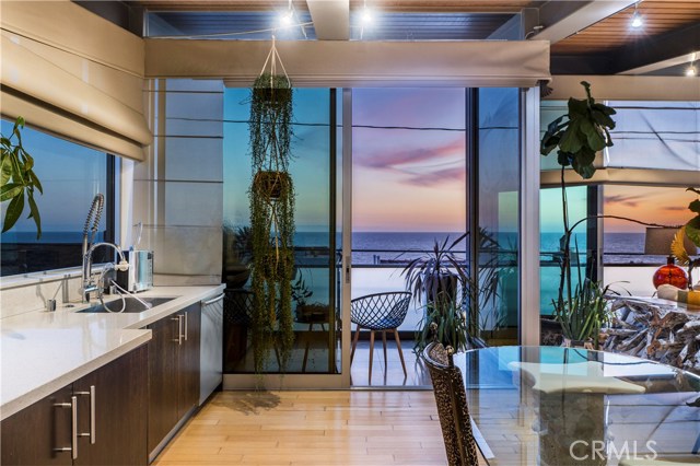 316 23rd Street, Manhattan Beach, California 90266, 3 Bedrooms Bedrooms, ,3 BathroomsBathrooms,Residential,Sold,23rd,SB20075797