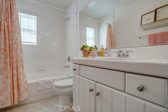 1800 Pacific Coast Highway, Redondo Beach, California 90277, 4 Bedrooms Bedrooms, ,2 BathroomsBathrooms,Residential,Sold,Pacific Coast Highway,SB21134588