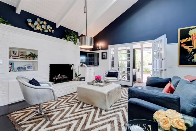 668 36th Street, Manhattan Beach, California 90266, 3 Bedrooms Bedrooms, ,2 BathroomsBathrooms,Residential,Sold,36th,SB20089393