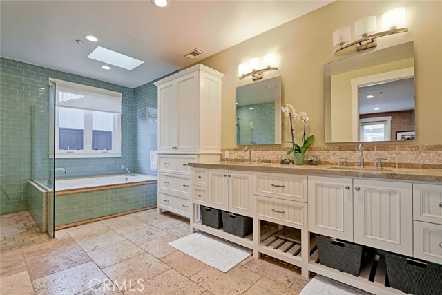 2842 Pinckard Avenue, Redondo Beach, California 90278, 3 Bedrooms Bedrooms, ,2 BathroomsBathrooms,Residential,Sold,Pinckard,SB18007011