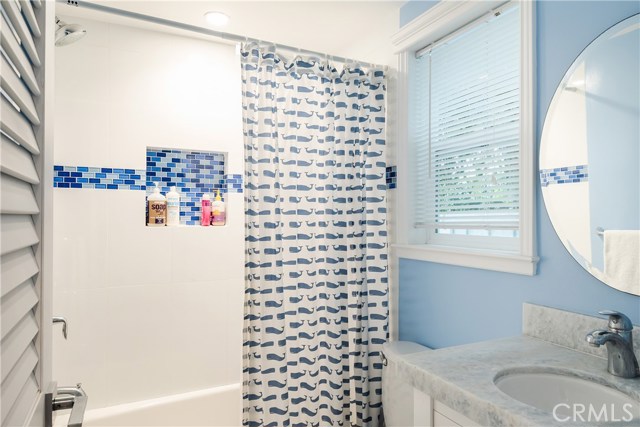 2812 Elm Avenue, Manhattan Beach, California 90266, 4 Bedrooms Bedrooms, ,4 BathroomsBathrooms,Residential,Sold,Elm,SB20183081