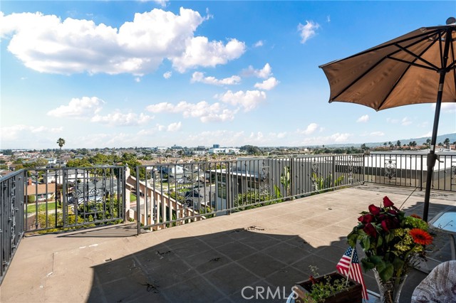 128 Prospect Avenue, Redondo Beach, California 90277, ,Residential Income,Sold,Prospect,PV21038053