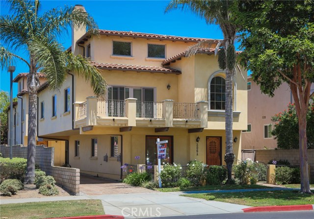 306 Broadway, Redondo Beach, California 90277, 4 Bedrooms Bedrooms, ,2 BathroomsBathrooms,Residential,Sold,Broadway,SB18128871