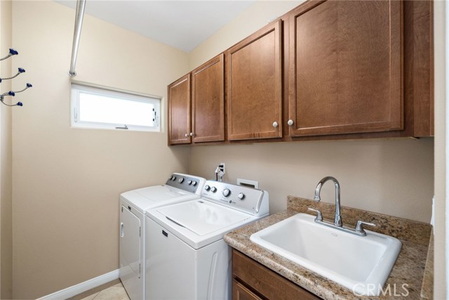 2012 Gates Avenue, Redondo Beach, California 90278, 4 Bedrooms Bedrooms, ,3 BathroomsBathrooms,Residential,Sold,Gates Avenue,SB20246228