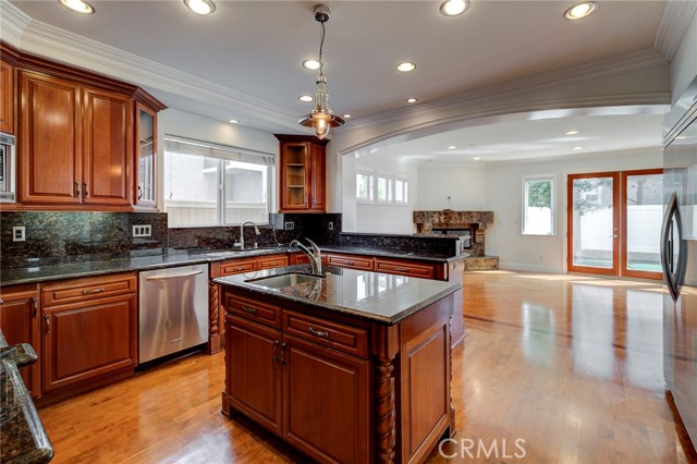 1404 Mackay Lane, Redondo Beach, California 90278, 5 Bedrooms Bedrooms, ,3 BathroomsBathrooms,Residential,Sold,Mackay,SB18215655