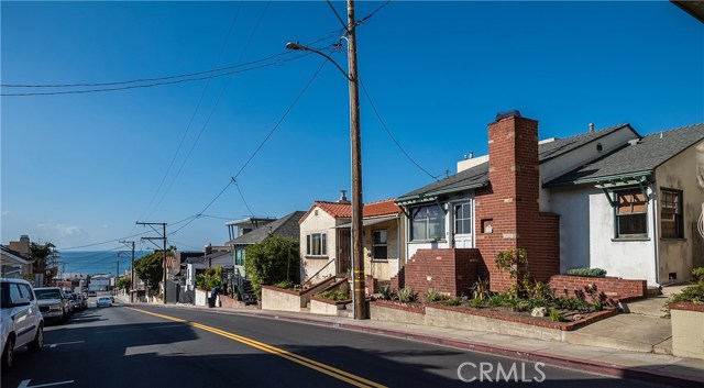 301 27th, Hermosa Beach, California 90254, 2 Bedrooms Bedrooms, ,1 BathroomBathrooms,Residential,Sold,27th,SB20007141