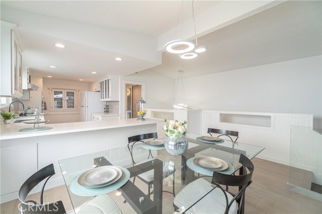 1752 Dixon Street, Redondo Beach, California 90278, 3 Bedrooms Bedrooms, ,2 BathroomsBathrooms,Residential,Sold,Dixon,SB20168858