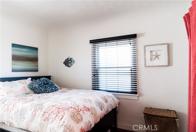 259 28th Street, Hermosa Beach, California 90254, 4 Bedrooms Bedrooms, ,4 BathroomsBathrooms,Residential,Sold,28th,SB18011709