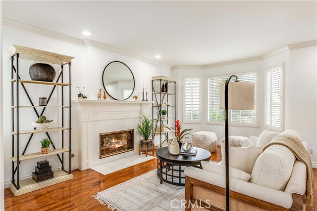 1413 Oak, Manhattan Beach, California 90266, 4 Bedrooms Bedrooms, ,2 BathroomsBathrooms,Residential,Sold,Oak,SB19132316