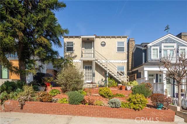 413 5th Street, Manhattan Beach, California 90266, 4 Bedrooms Bedrooms, ,2 BathroomsBathrooms,Residential,Sold,5th,SB21054746