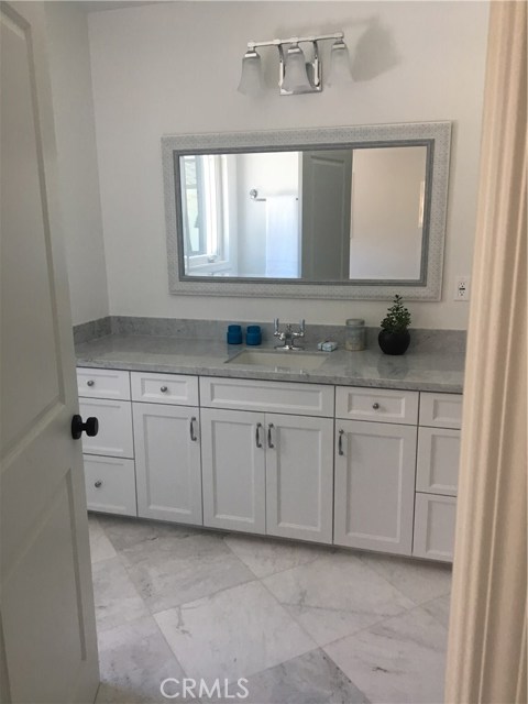 Second master bathroom