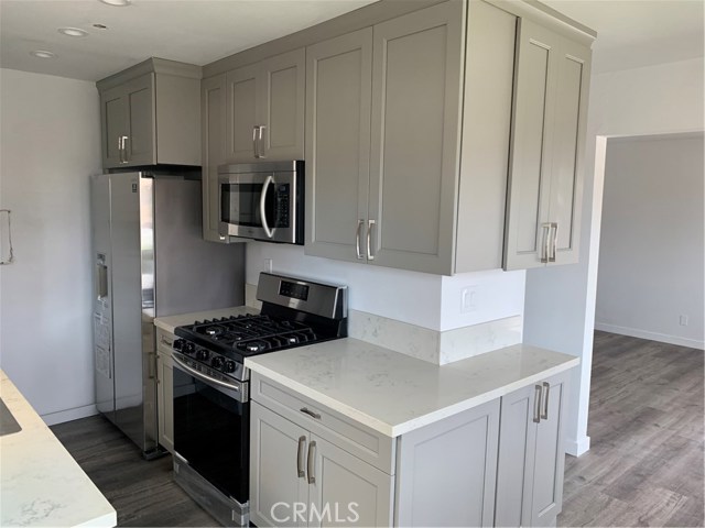 414 Broadway, Redondo Beach, California 90277, ,Residential Income,Sold,Broadway,PV19169547