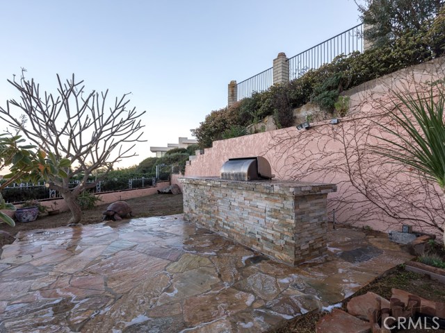 3285 Crownview Drive, Rancho Palos Verdes, California 90275, 4 Bedrooms Bedrooms, ,3 BathroomsBathrooms,Residential,Sold,Crownview,PV18031488