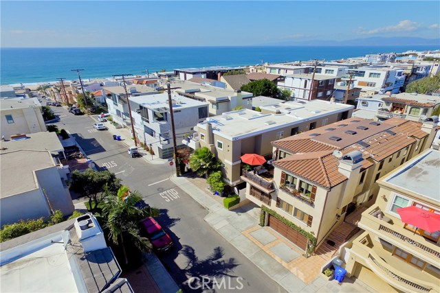 421 23rd Street, Manhattan Beach, California 90266, 3 Bedrooms Bedrooms, ,3 BathroomsBathrooms,Residential,Sold,23rd,SB18041204