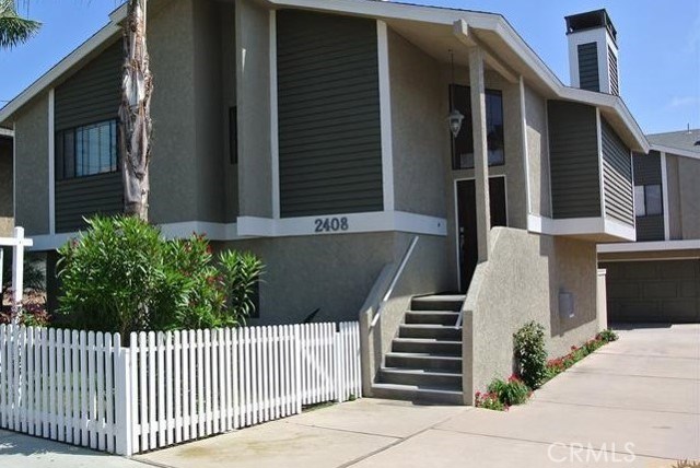 2408 Rockefeller Lane, Redondo Beach, California 90278, 3 Bedrooms Bedrooms, ,2 BathroomsBathrooms,Residential,Sold,Rockefeller,SB17085151