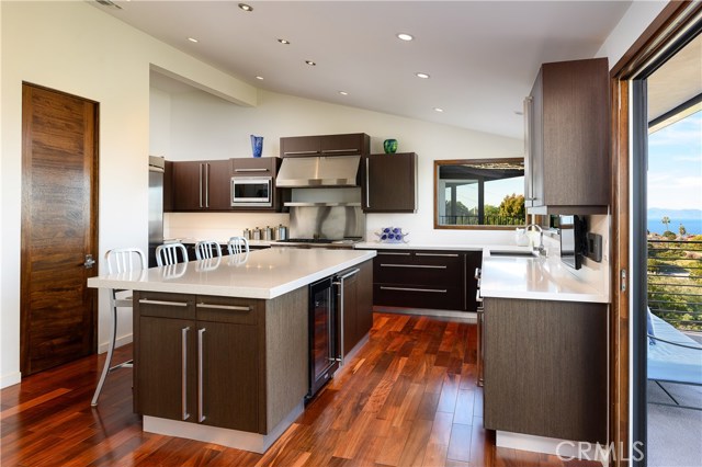 6061 Woodfern Drive, Rancho Palos Verdes, California 90275, 6 Bedrooms Bedrooms, ,4 BathroomsBathrooms,Residential,Sold,Woodfern,SB19042575