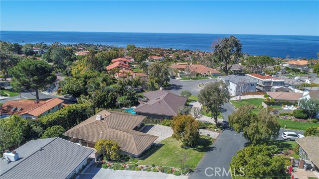 1712 Espinosa Circle, Palos Verdes Estates, California 90274, 3 Bedrooms Bedrooms, ,3 BathroomsBathrooms,Residential,Sold,Espinosa,SB19065922