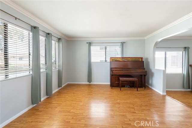 2702 Nelson Avenue, Redondo Beach, California 90278, 2 Bedrooms Bedrooms, ,1 BathroomBathrooms,Residential,Sold,Nelson,SB19188845