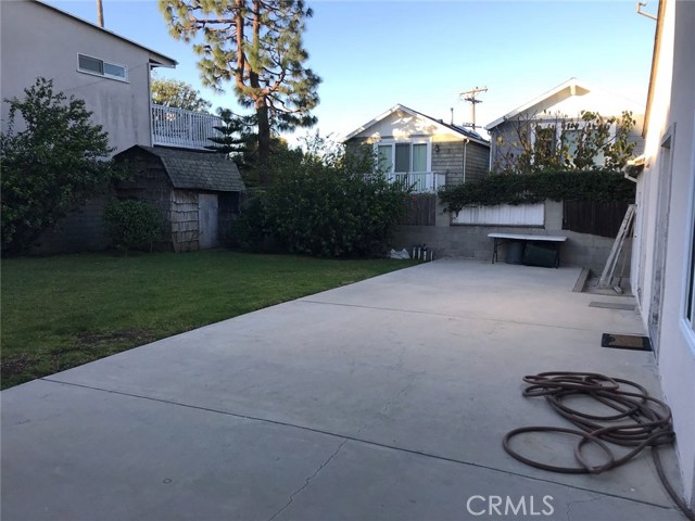 1120 9th Street, Hermosa Beach, California 90254, 2 Bedrooms Bedrooms, ,1 BathroomBathrooms,Residential,Sold,9th,SB18016791