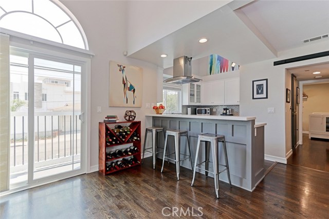 2307 Felton Lane, Redondo Beach, California 90278, 3 Bedrooms Bedrooms, ,2 BathroomsBathrooms,Residential,Sold,Felton,SB17159380