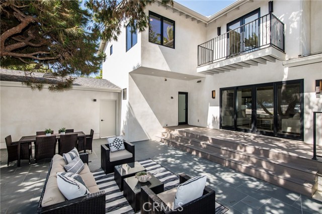 555 36th Street, Manhattan Beach, California 90266, 4 Bedrooms Bedrooms, ,3 BathroomsBathrooms,Residential,Sold,36th,SB20126902 555 36th Street, Manhattan Beach, California 90266, 4 Bedrooms Bedrooms, ,3 BathroomsBathrooms,Residential,Sold,36th,SB20126902
