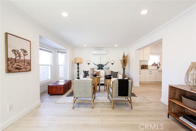 5 Bed Home for Sale in Los Angeles, California