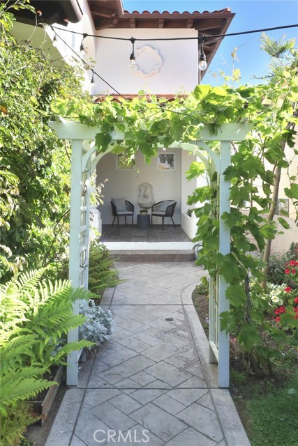 700 Avenue C, Redondo Beach, California 90277, 5 Bedrooms Bedrooms, ,5 BathroomsBathrooms,Residential,Sold,Avenue C,SB19123719