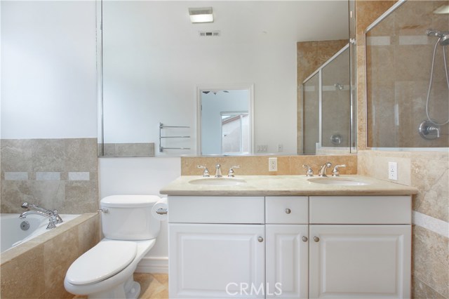 2305 Carnegie Lane, Redondo Beach, California 90278, 3 Bedrooms Bedrooms, ,2 BathroomsBathrooms,Residential,Sold,Carnegie,SB19145300