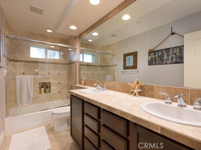 1624 Wollacott Street, Redondo Beach, California 90278, 4 Bedrooms Bedrooms, ,4 BathroomsBathrooms,Residential,Sold,Wollacott,PV19039435