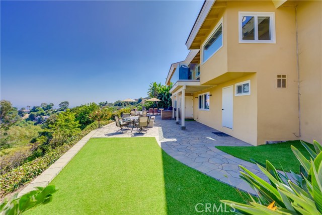 28672 Roan Road, Rancho Palos Verdes, California 90275, 4 Bedrooms Bedrooms, ,4 BathroomsBathrooms,Residential,Sold,Roan,PV20210417