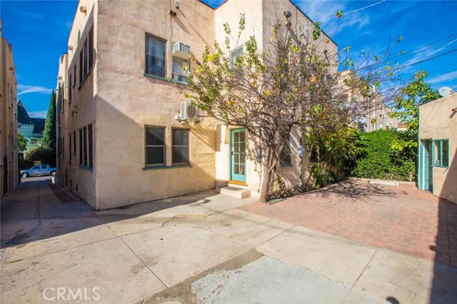  Income Home for Sale in Los Angeles, California