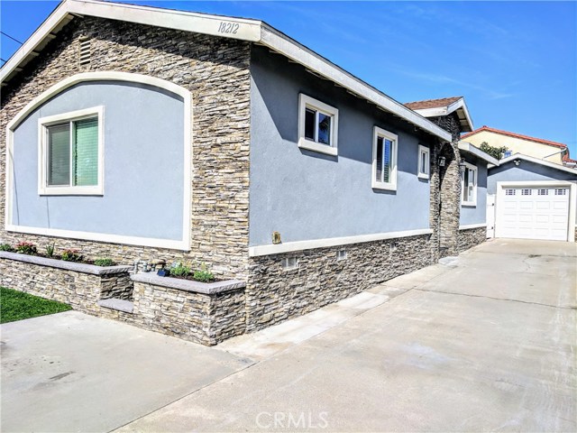 18212 Grevillea Avenue, Redondo Beach, California 90278, 3 Bedrooms Bedrooms, ,2 BathroomsBathrooms,Residential,Sold,Grevillea,IV19064147
